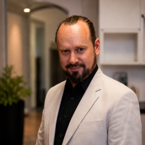 Portrait von Denis